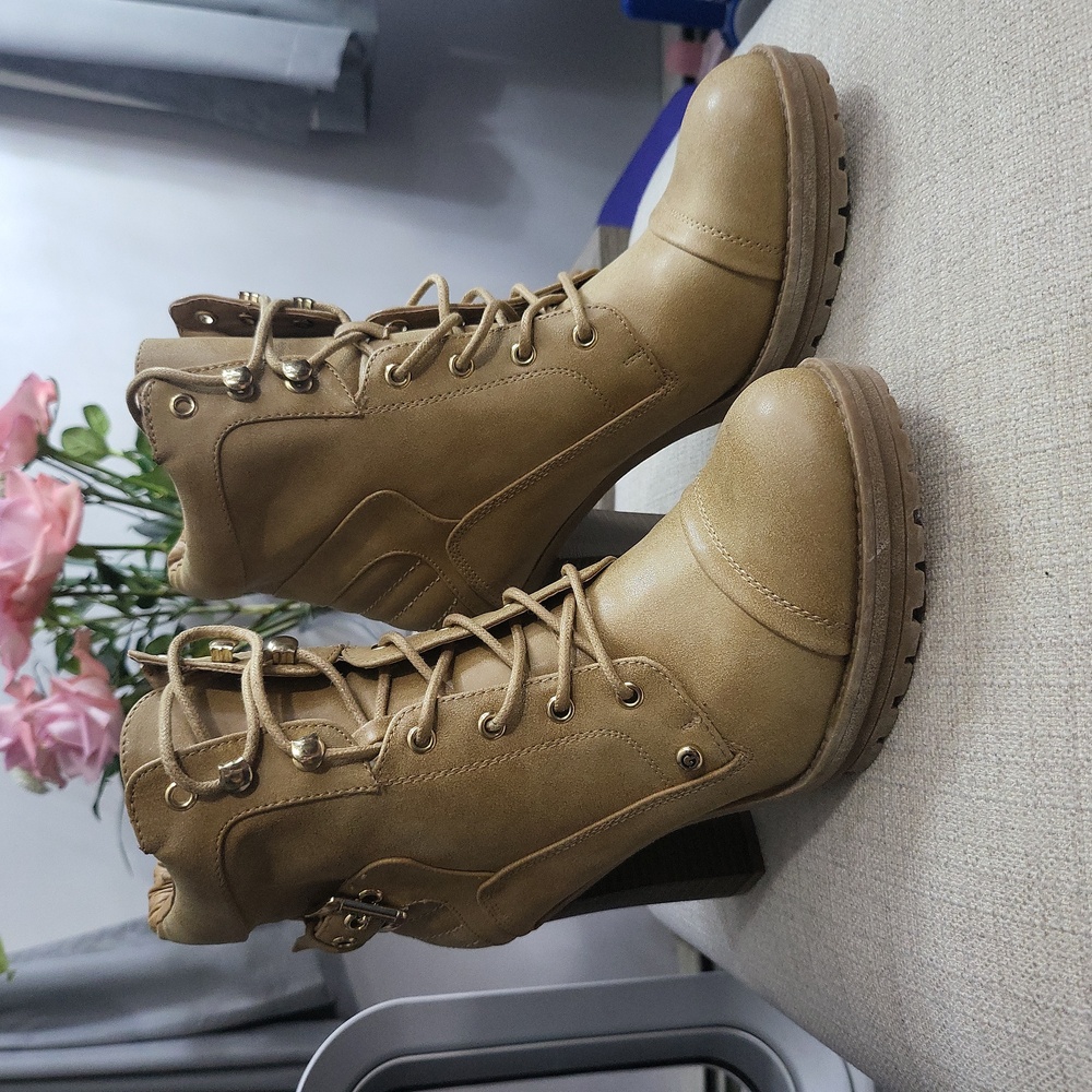 G by Guess boots